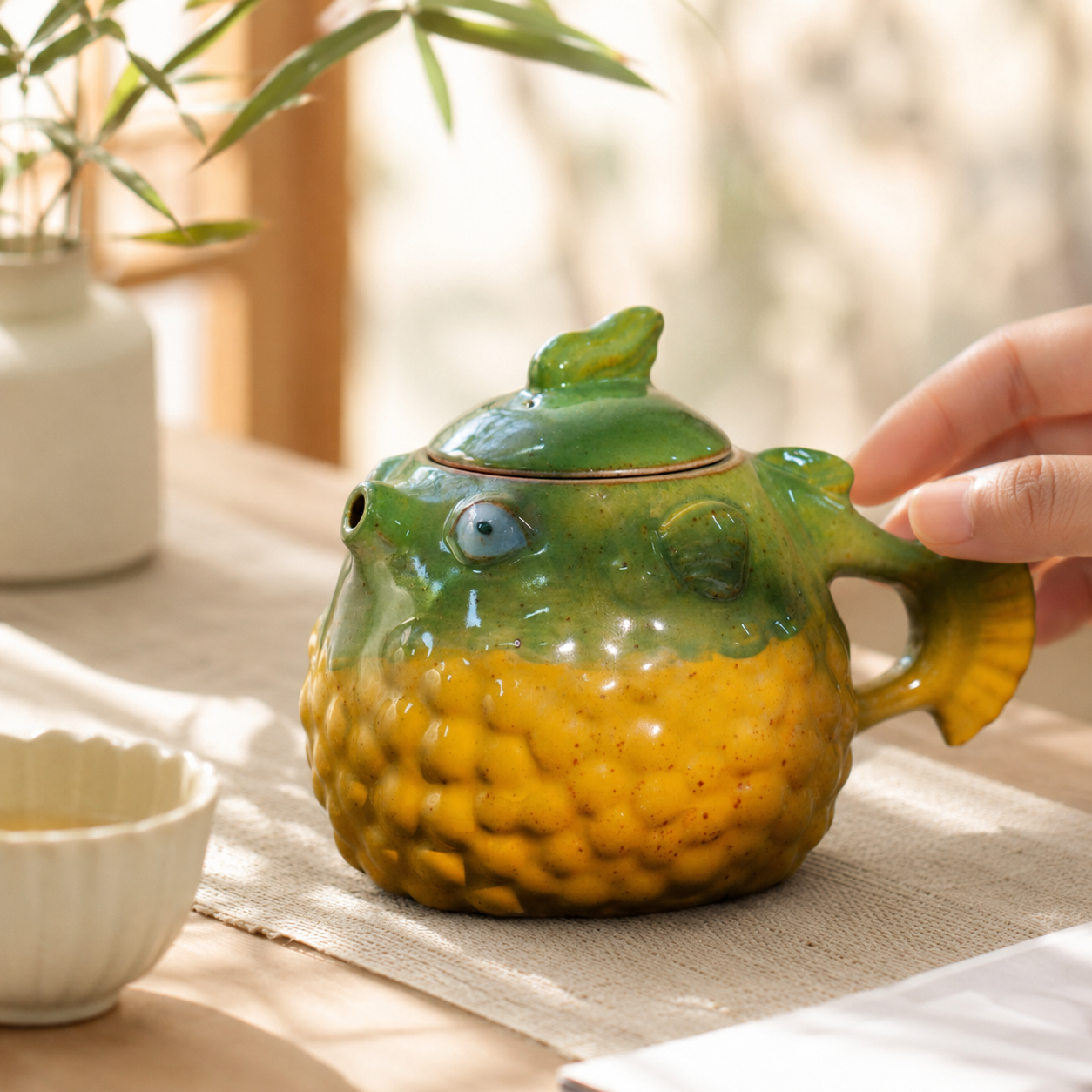 Jingdezhen Hand-Painted Mini Teapot – Authentic Ceramic Tea Pot for One