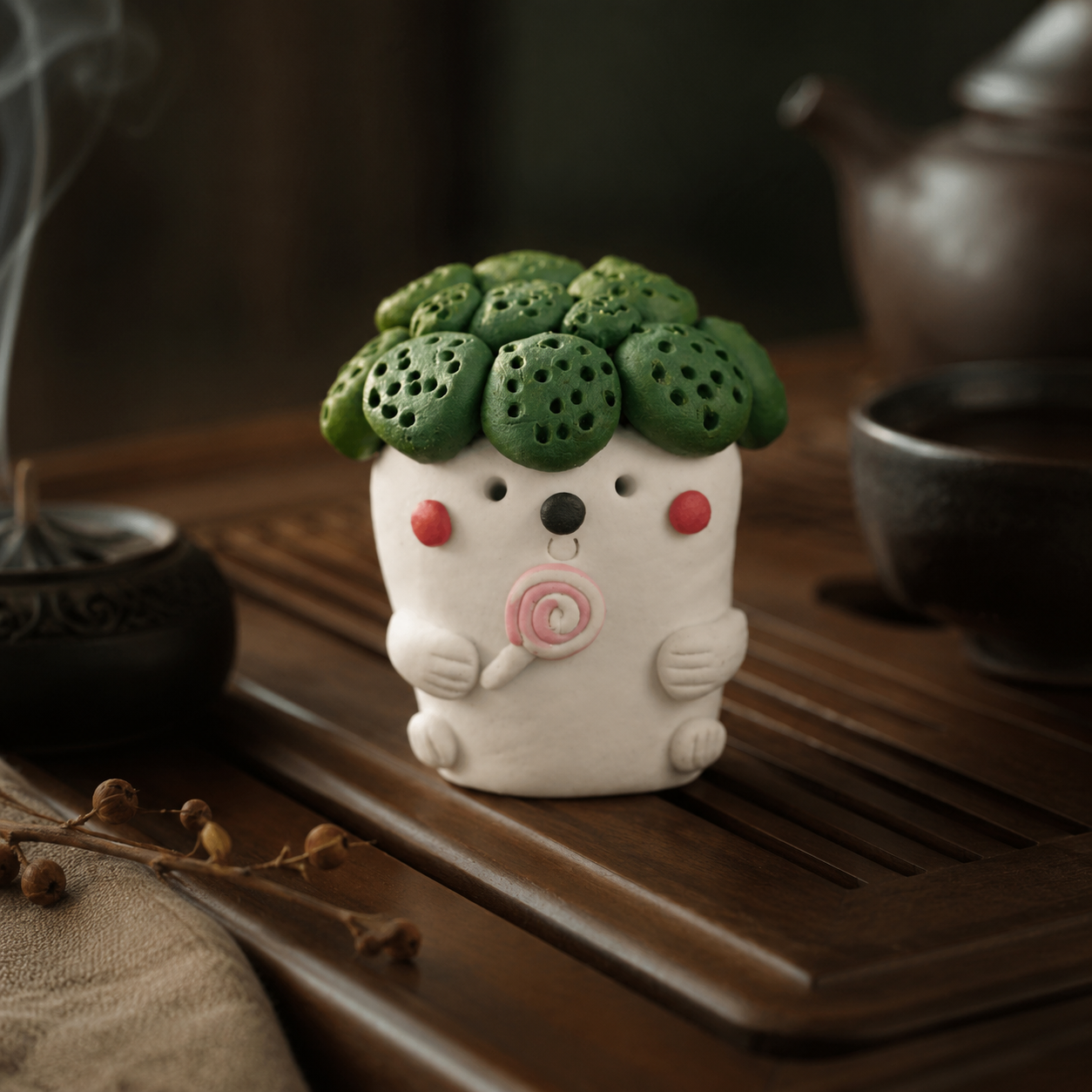 Jingdezhen Hand-Pinched Broccoli Figurine – Quirky Ceramic Incense Holder